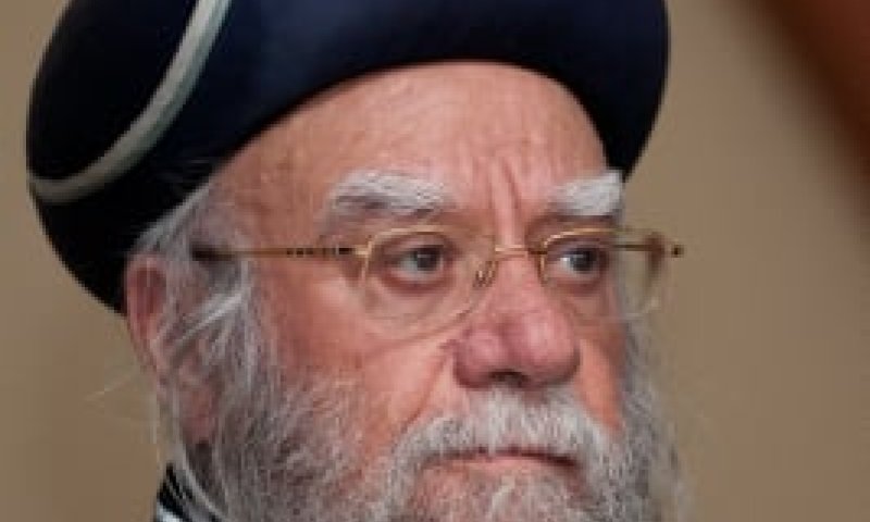 הרב בקשי-דורון פסק: מותר לקבל תרומת איבר מנשא איידס