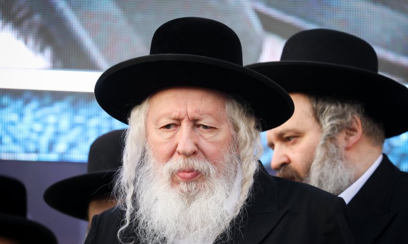 האדמו"ר הראשון שיקבל חיסון נגד קורונה