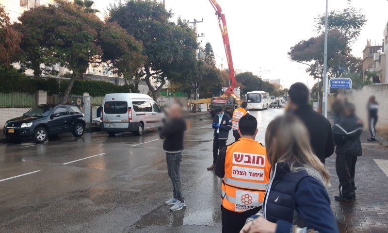 אשדוד: נהג משאית נפצע אנושות לאחר שהתחשמל