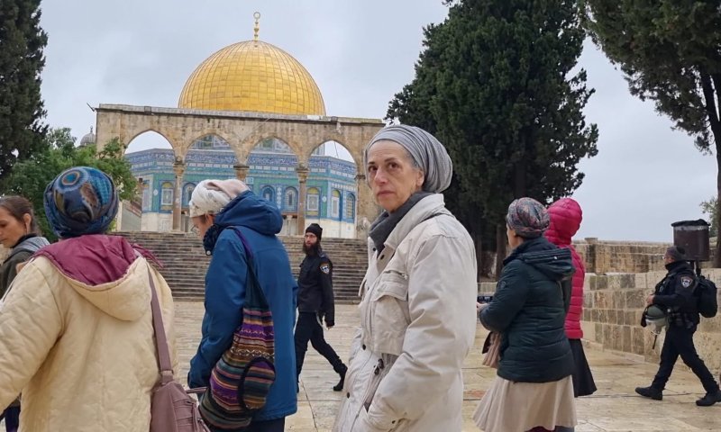 משפחות נופלים וחטופים עלו להר הבית