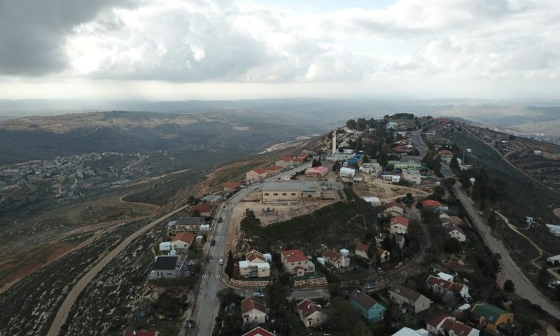 יצהר: המשטרה 'מפחדת' להיכנס ליישוב