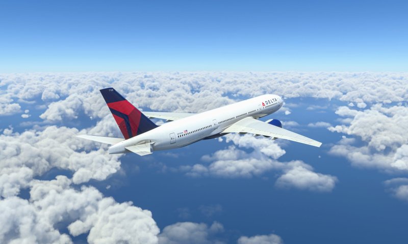 עימות במטוס: השליכה בקבוק מים לראש של נוסע