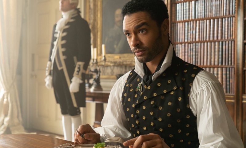 סקנדל: הסדרה ברידג'רטון הופלתה על רקע גזעני