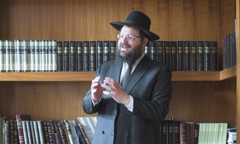 רב העיר ברלין: "נמשיך לחבוש כיפה בגאווה"