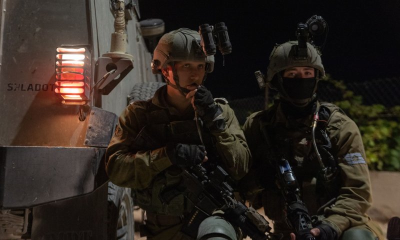במהלך הלילה: 13 מבוקשים נעצרו ביהודה ושומרון