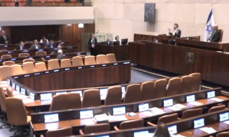 עימות סוער בכנסת: "שקרן אחד; תתבייש". צפו