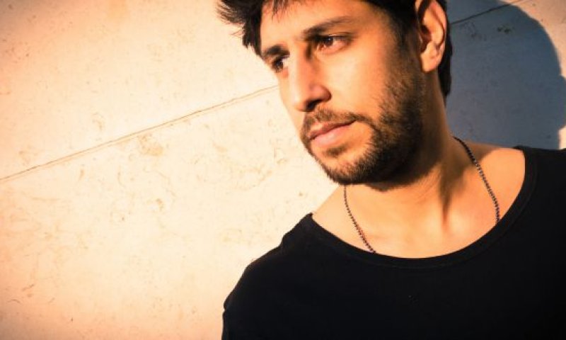 צפו: עידן עמדי מחדש את "אדון הסליחות" בלחן מיוחד