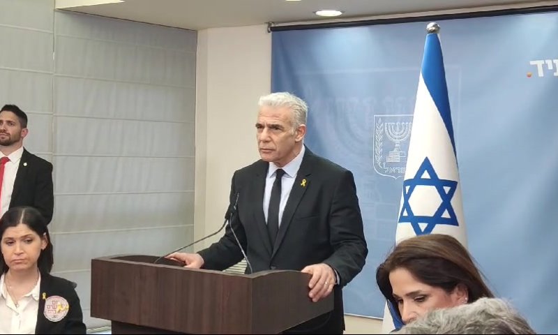 לפיד: "הניסיון למוסס גיוס חרדים &ndash; חרפה"