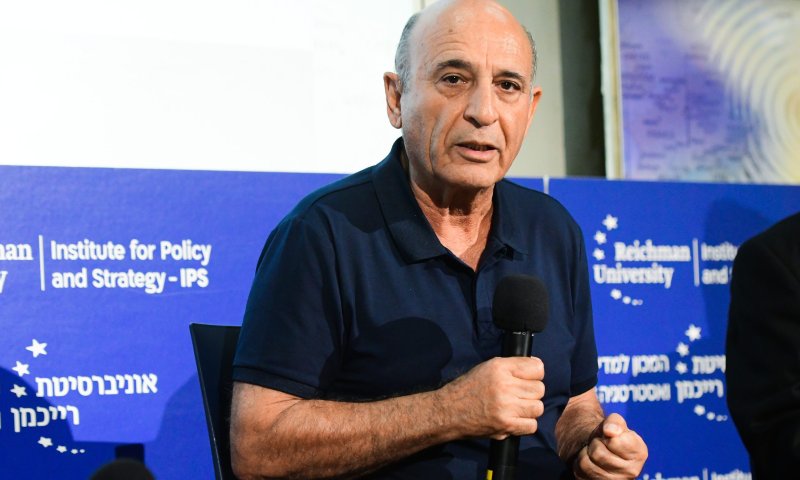 יום ההולדת 77: 10 דברים שלא ידעתם על שאול מופז