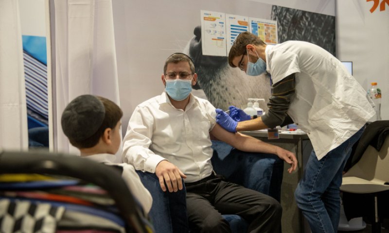 החל ממחר: חיסונים לכל הציבור מגיל 16