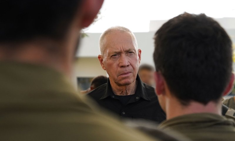 גלנט ללוחמי מטכ"ל: נלחמים על עתיד המדינה