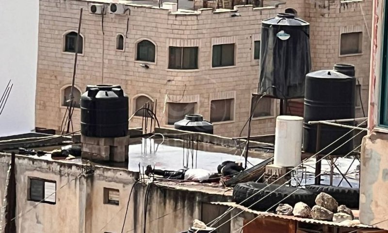 חילופי אש בקבאטיה: כוח מיוחד צר על בית מחבל מבוקש