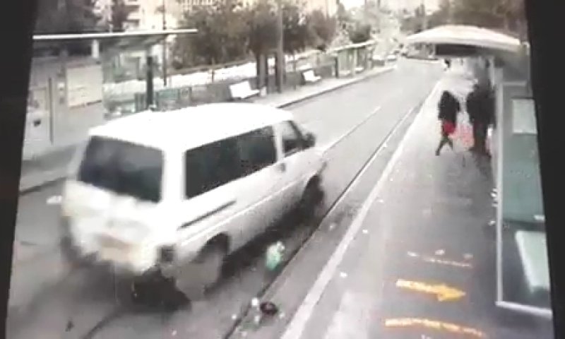 מצמרר: צפו ברגע הדריסה בירושלים