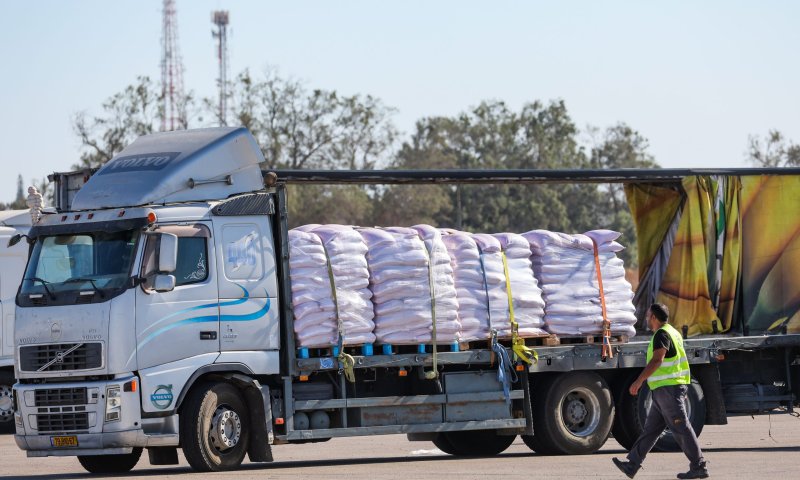 דיווח: חמאס החביא מזון במכוון כדי להרעיב תינוקות בעזה