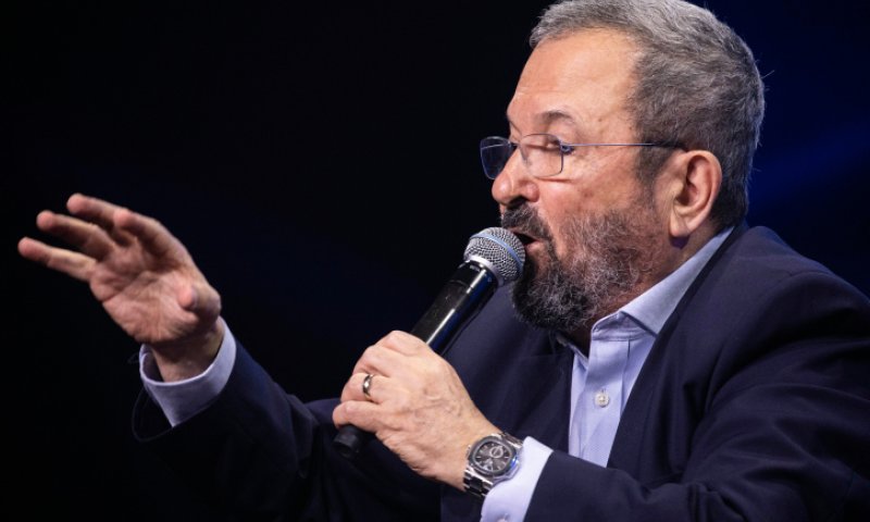 אהוד ברק ליועמ"ש: הציבור חייב לשמוע עמדה עקרונית