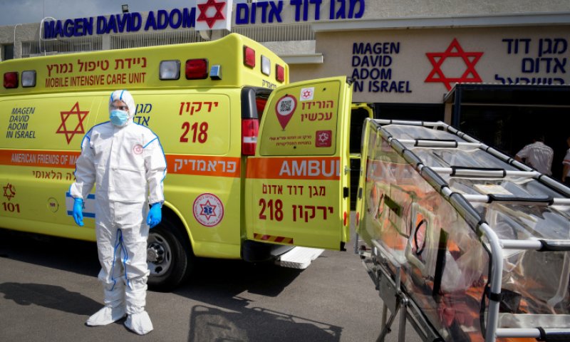 החולה בקורונה מגיבה להאשמות: 'ירדנו מהפסים?'