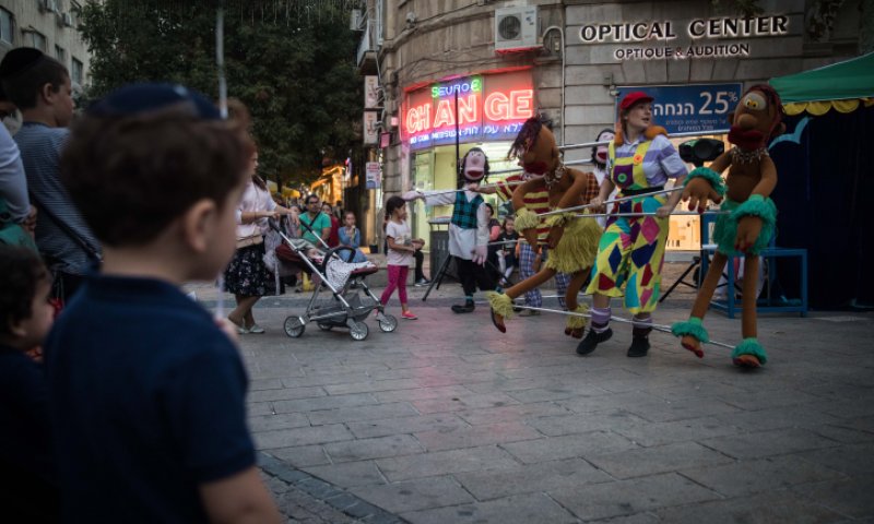 תחזית מזג האוויר לסופ"ש: ירידה בטמפ' אך עדיין חם