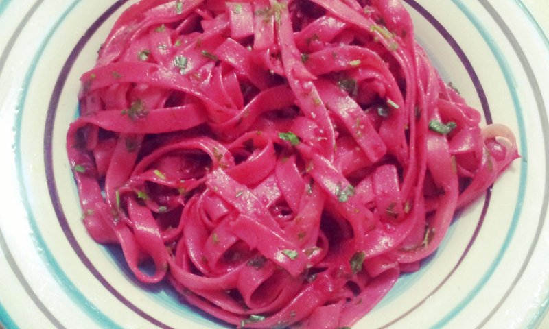 האדום האדום הזה: מתכון לפסטה ברוטב סלק