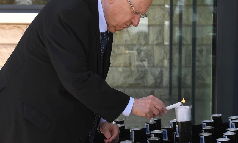 נשיא המדינה הדליק 45 נרות נשמה לזכר הנספים