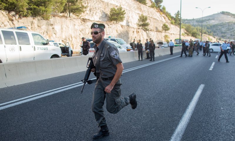 שודד ערבי פרץ לבית כפת בת 18 וברח עם כסף ורכוש