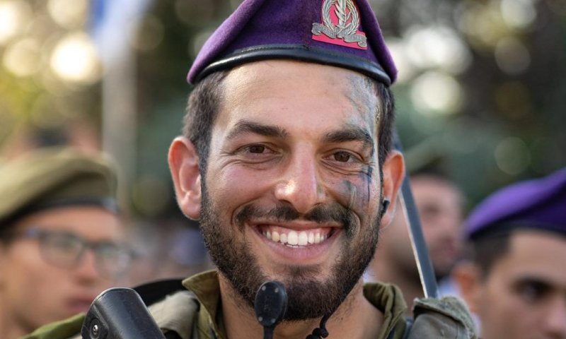 אחיו של ירון צ'יטיז בראיון: "הוא היה יצירת המופת של המשפחה"