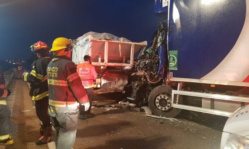 הרוג ופצועים בתאונה קשה בדרום:"הרכבים היו מעוכים"