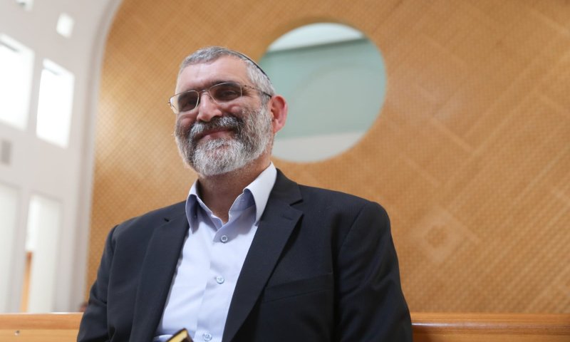 נסיון אחרון של מיכאל בן ארי למנוע את פסילתו בבג"צ