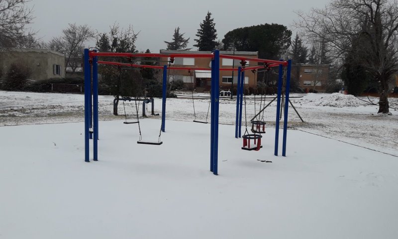 רמת הגולן כוסתה בלבן; בהר חברון שלג קל. צפו