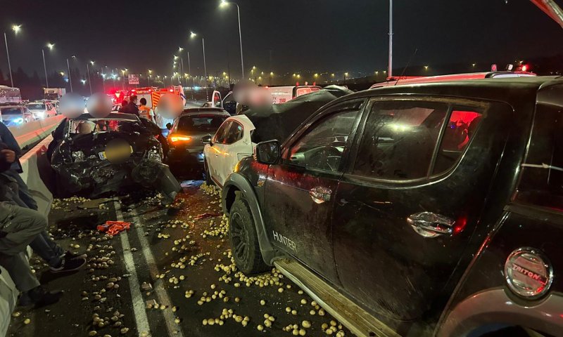שמונה פצועים בתאונת שרשרת בכביש 65