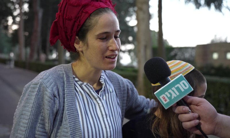 "נתגעגע": הדודה סיפרה על האחים שנרצחו ופרצה בבכי