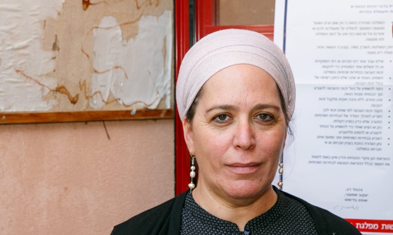 דינה דיין: מפגיני שמאל ירקו עלי כי אני אשה דתייה