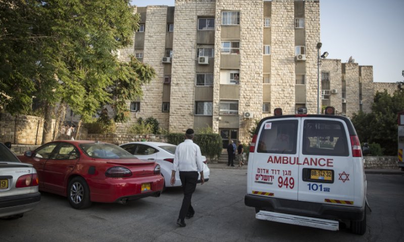 חובשת מד"א טיפלה באישה הותקפה ופונתה לביה"ח