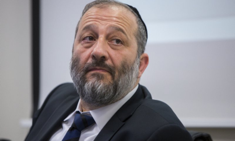 דרמה: ש"ס מאיימת בהפלת הממשלה