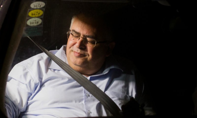 שמר על זכות השתיקה:'ביטן יצא מהחקירה לבן כמו סיד'