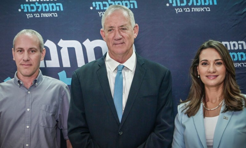 בדרך לפרישה? המהלך של שרי המחנה הממלכתי