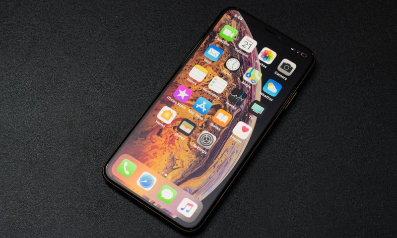 שוב: משתמשים מדווחים על תקלות באייפונים החדשים