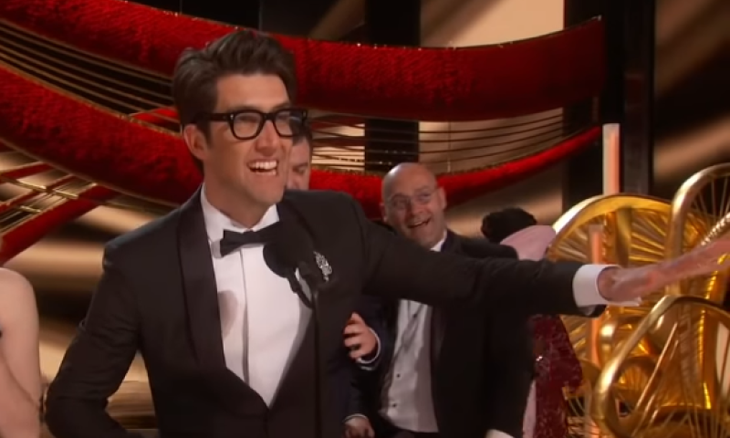 מרגש: הבמאי הישראלי זכה באוסקר ובירך בעברית