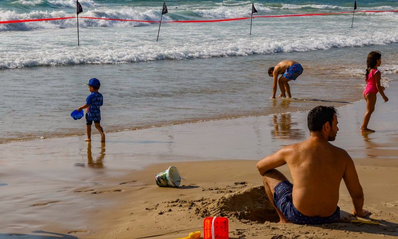 משרד הבריאות מודיע על אזהרת רחצה בחוף קרית חיים
