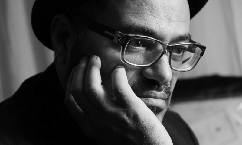 'תבקשי נפשי': סולן להקת המדרגות בסינגל חדש