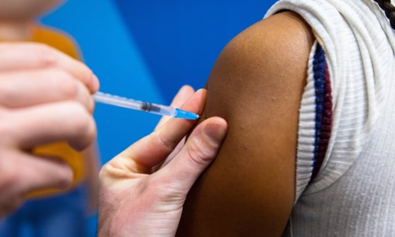 גל הקורונה משתולל: אירופה מרחיבה את הבוסטר