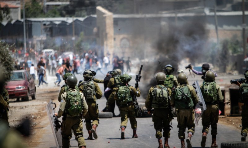 דרמה לילית: ישראלים נכנסו לשכם ומכוניתם נשרפה