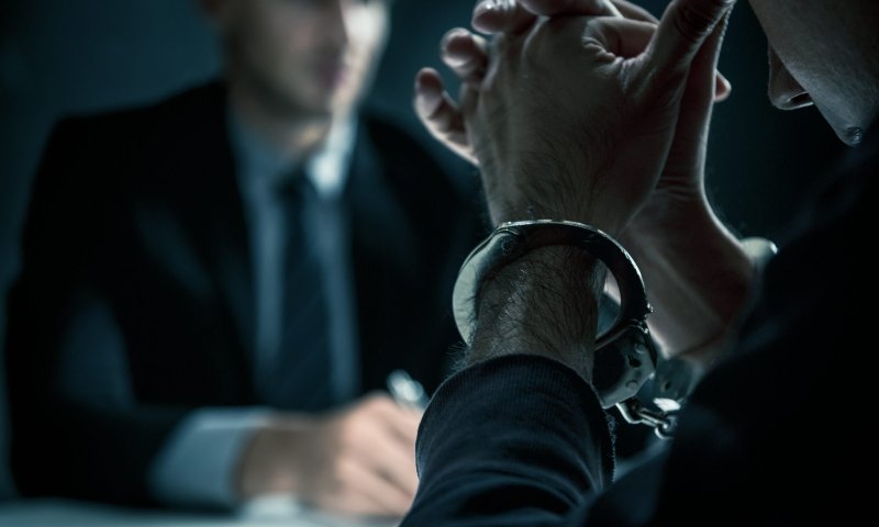 כתב אישום מזעזע: 11 נאשמים באונס באילת