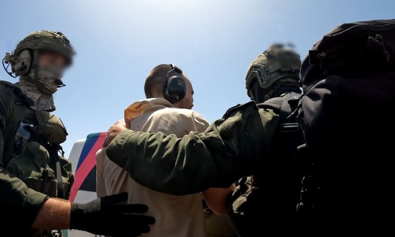 תיעוד חדש ומרגש מחילוץ החטופים: "שלושתם איתנו!"