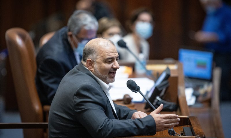 האם רע"מ בדרך לפרישה מהממשלה? 'האמת באמצע'