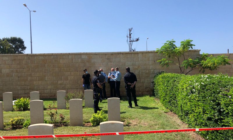 גופת תינוק אותרה בבית העלמין הישן בחיפה