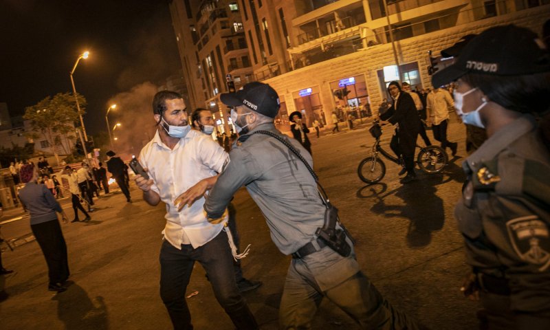 בכירי הזרם הליטאי נגד ההפגנות: "לא דרך התורה"