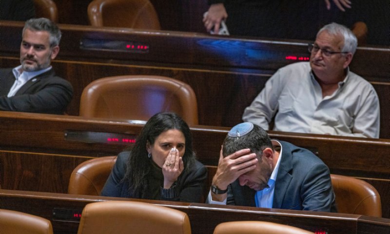 "זה קול לביבי" | כהנא נגד האיחוד של שקד והנדל