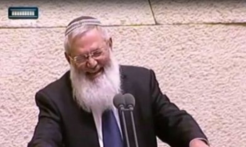 'מנפוליאון עד יעלון': צפו בן דהאן מתפוצץ מצחוק