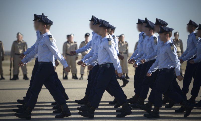 הרב אבינר רוצה שהמצעד הצבאי יחזור- בלי חיילות
