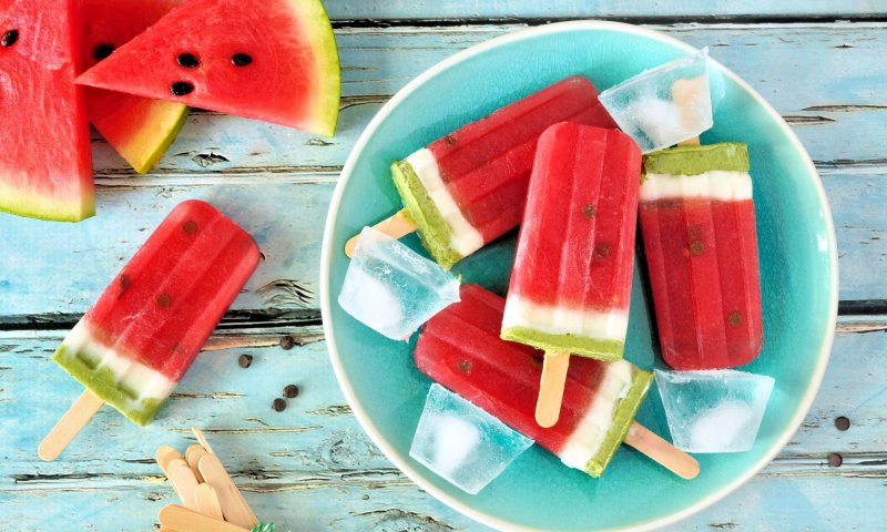 יום האבטיח הבינ"ל: 3 מתכונים עם אבטיח שיקררו אתכם